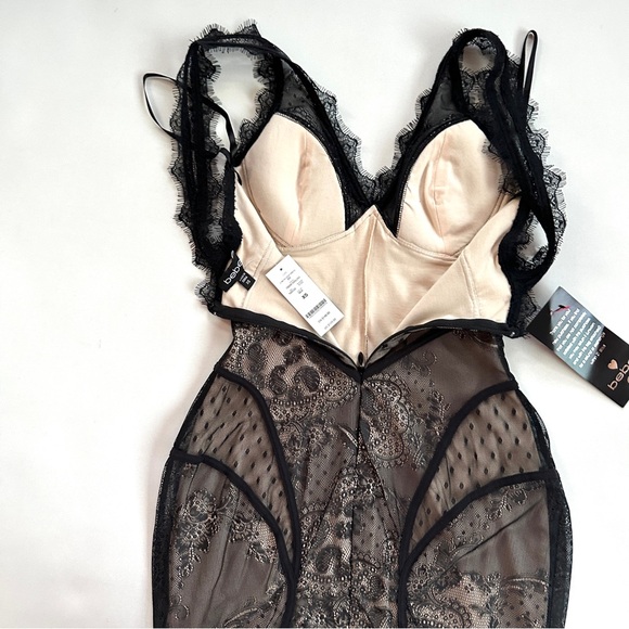 NWT BEBE Y2K NUDE/BLACK LACE OVERLAY DEEP V CORSET SEXY BODYCON MINI DRESS SzXS - Picture 9 of 15
